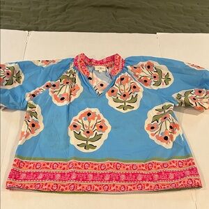 Umgee size large short sleeve blouse